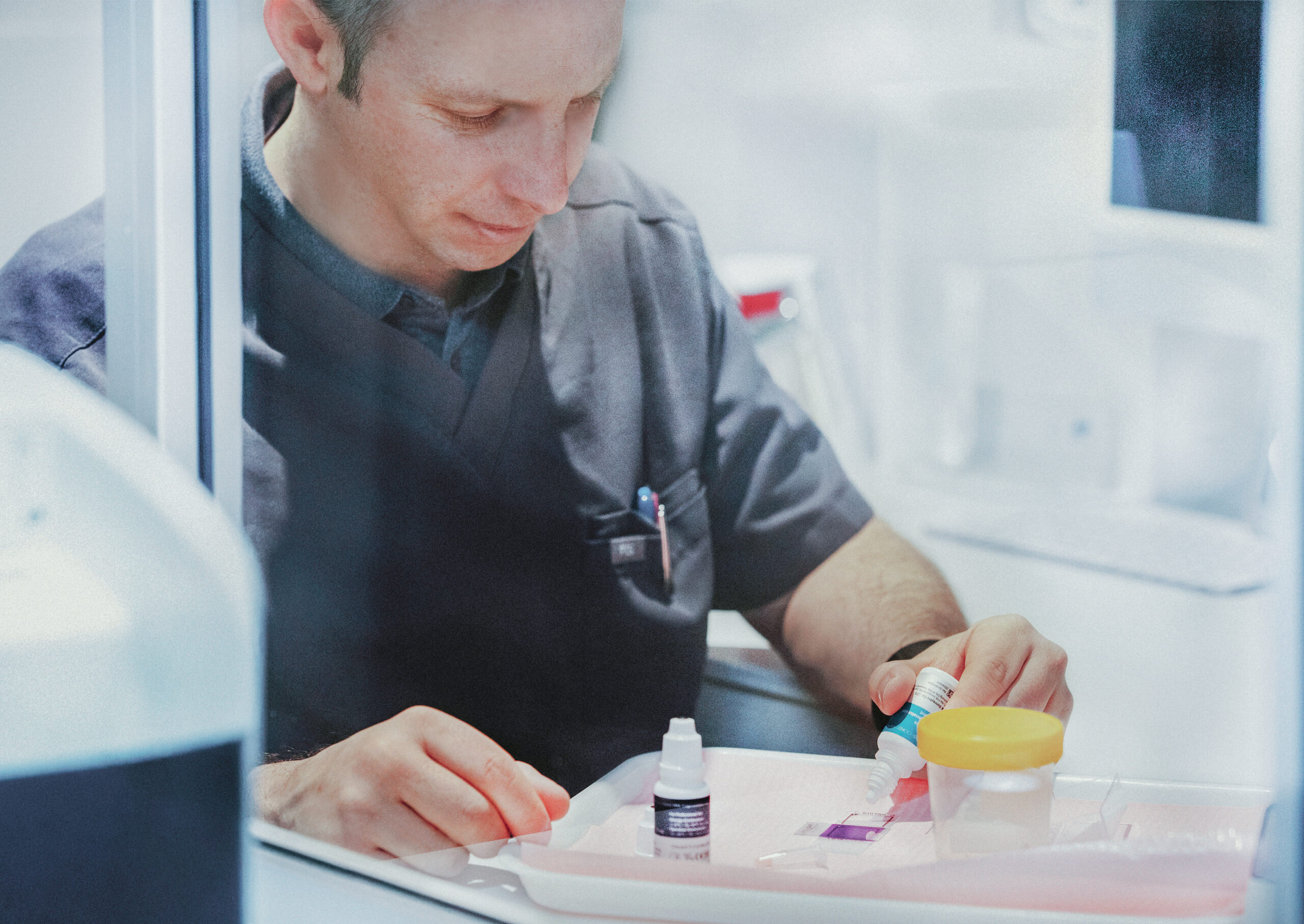 Laborarbeit in der Reproduktionsmedizin – sorgfältige Prozesse im Kinderwunschzentrum München.