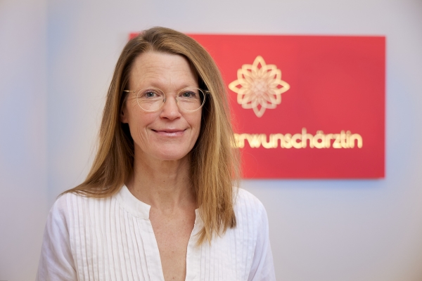 Dr. med. Anja Albrecht - Kinderwunschärztin
